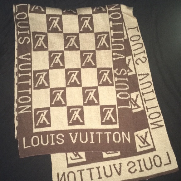 Louis Vuitton Accessories - Louis Vuitton knit scarf LV Print Monogram